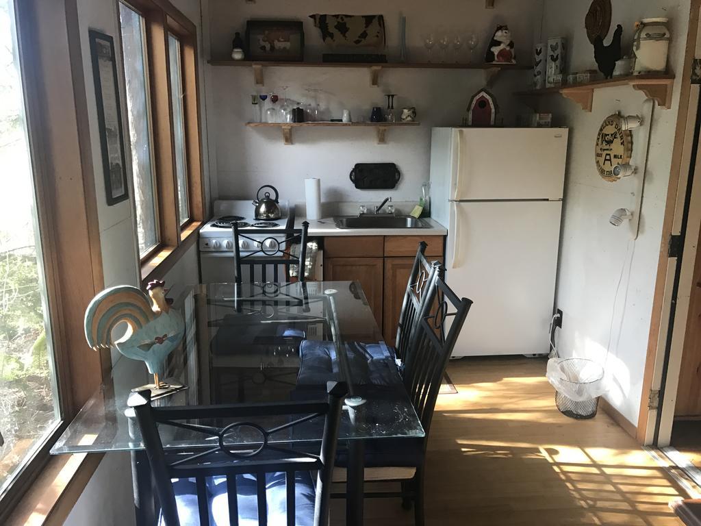 Bed and Breakfast Holly Lane Gardens Bainbridge Island Экстерьер фото